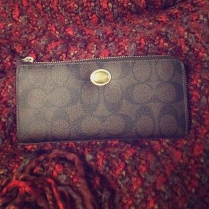 Coach Signature Peyton Brown/Nude Leather Wallet