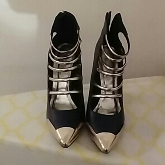 *HOLD for MSG11* Black and Gold Cage Heels