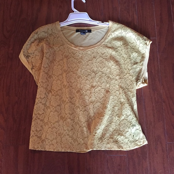 Yellow short sleeve shirt
