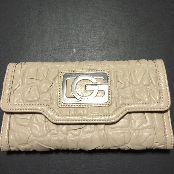 **Donated**Guess checkbook wallet - Picture 1 of 4