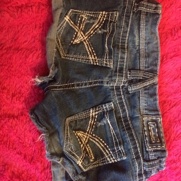 Shorts - Picture 2 of 2