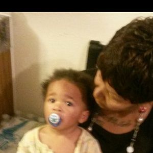 Meet your Posher, Melvia