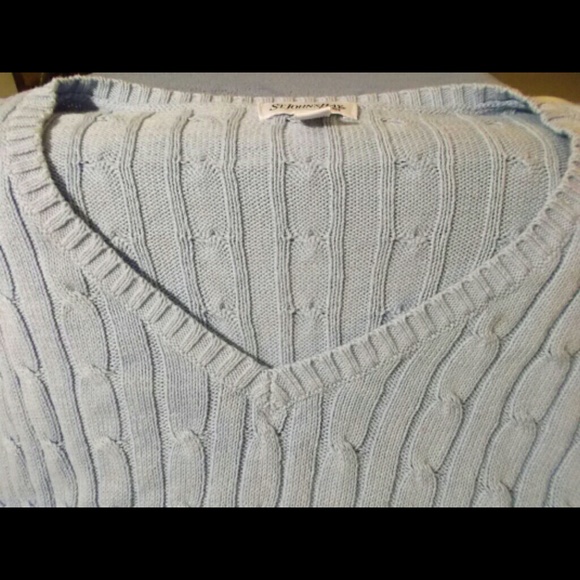 Cableknit Sweater - Picture 2 of 4