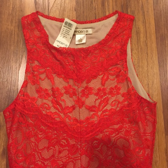 Dress Brand New w Tags ❤️ - Picture 2 of 3