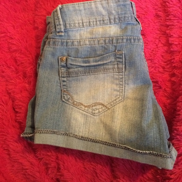 Shorts - Picture 2 of 2