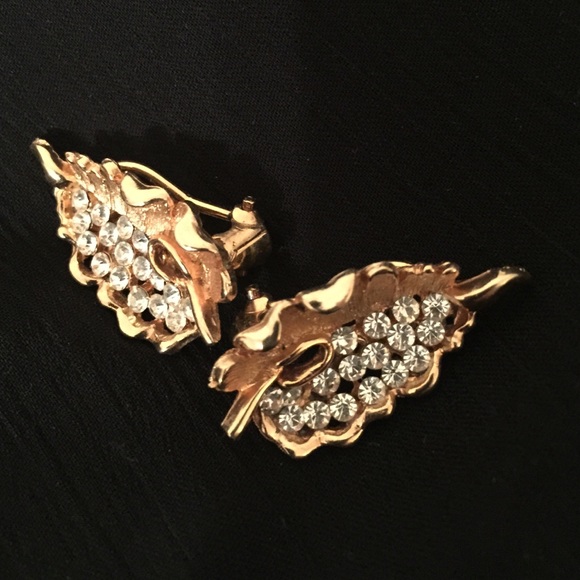 Earrings - Picture 1 of 2