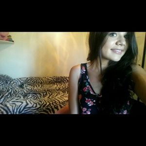 Meet your Posher, Deniese