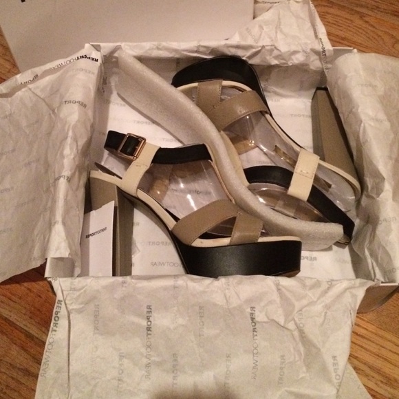 Report Color Block Sandal - Picture 4 of 4