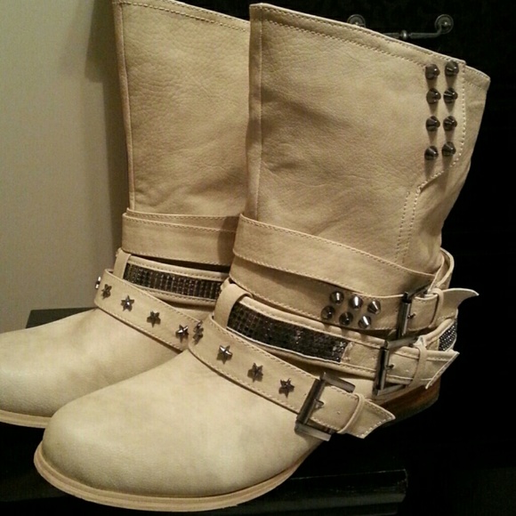 Short Boot