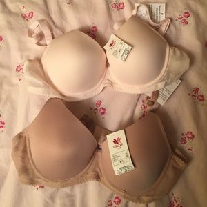 New. Two wacoal bras