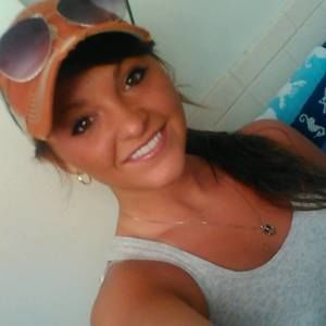 Meet your Posher, Leeanna