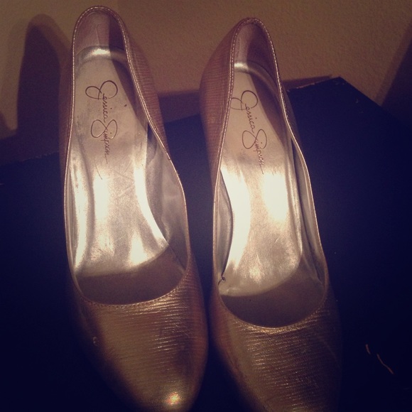 Jessica Simpson Gold heels