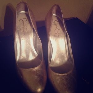 Jessica Simpson Gold heels
