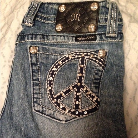 Miss Me jeans with peace sign. Boot cut.