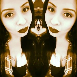 Meet your Posher, Ana