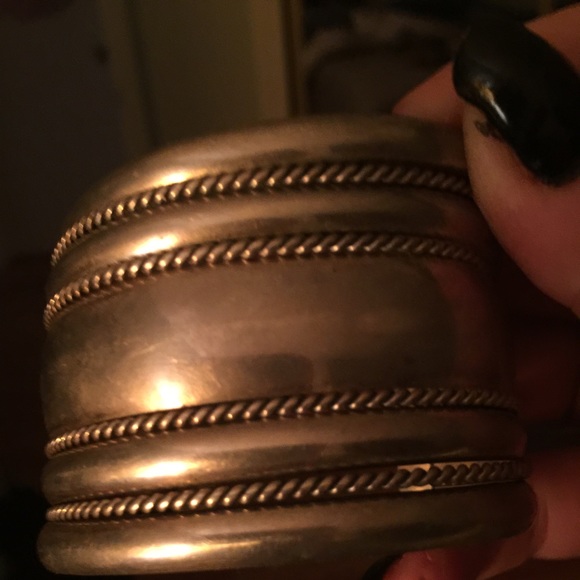 Sterling Tahe Cuff Bracelet. - Picture 1 of 4