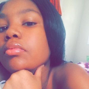 Meet your Posher, Tanadja