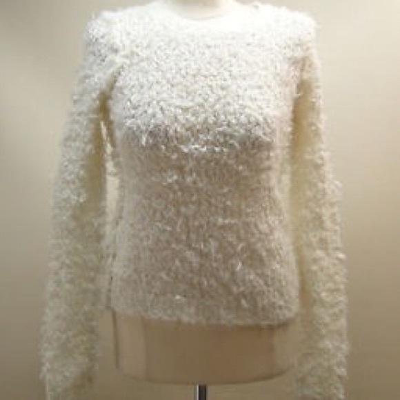 Free People sweater. Best sweater ever!! - Picture 5 of 5