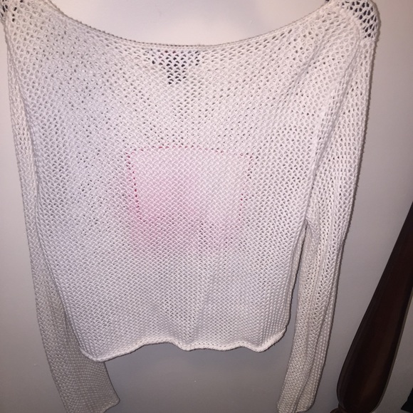 Sweater 😍 - Picture 2 of 3