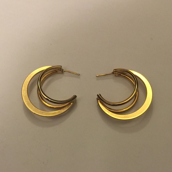🎀 GOLD EARRINGS 🎀