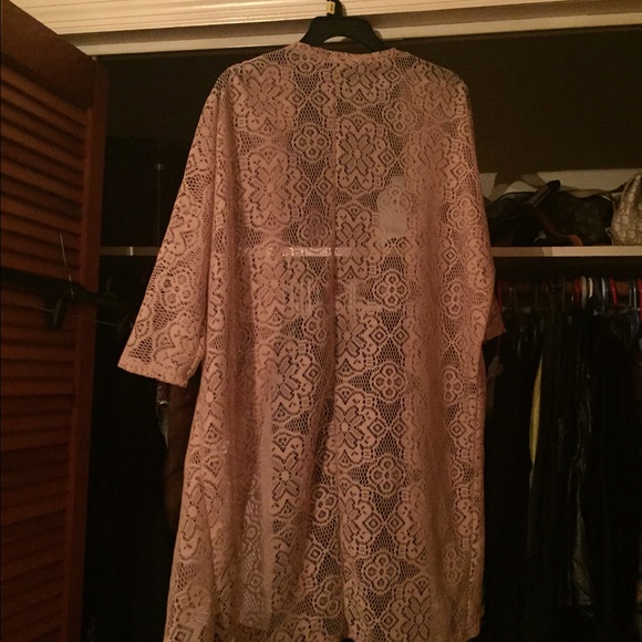 Beige lace sweater - Picture 2 of 2