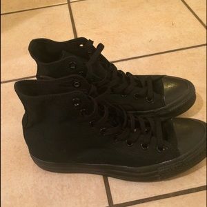 Black Converse Womens Size 9 Black Converse Womens Size 9