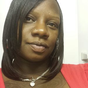 Meet your Posher, Monay