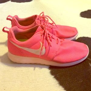 Nike Hot Pink Running Tennis Athletic Shoes