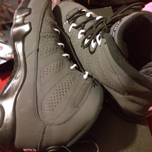 Retro Jordan 9