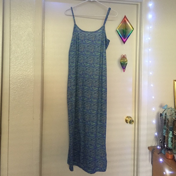 Straight from the 90's dress! - Picture 3 of 4