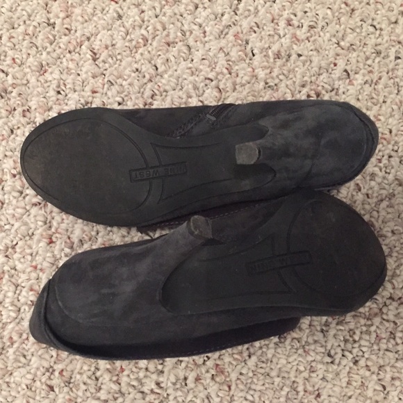 Nine West grey suede booties - Picture 2 of 2