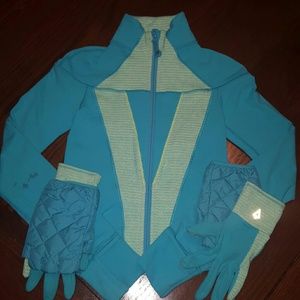 Ivivva perfect your practice sweatshirt & gloves