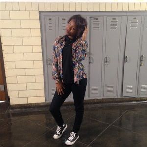 Meet your Posher, Mikala