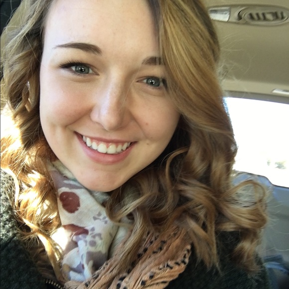 Meet your Posher, Madeline!