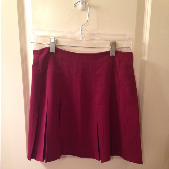 Forever 21 pleated chiffon skirt size M NWOT - Picture 3 of 4