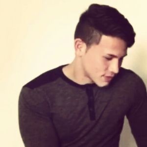 Meet your Posher, Emilio