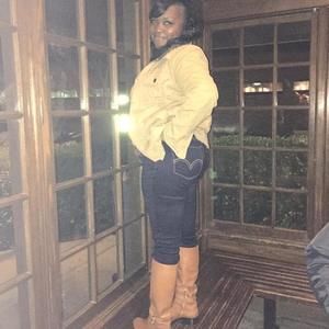 Meet your Posher, Jenn