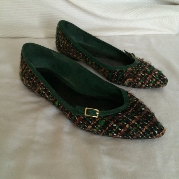 Pointy Toed Flats - Picture 3 of 3