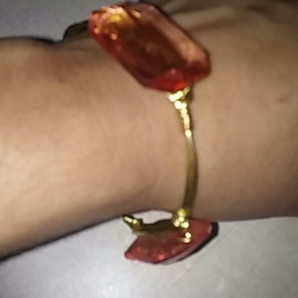 Watermelon wire bangle - Picture 2 of 2