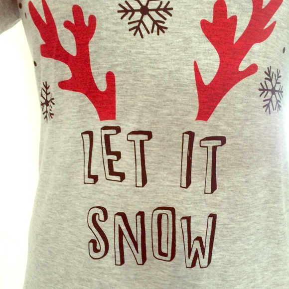 Let it snow long sleeve holiday shirt. Grey