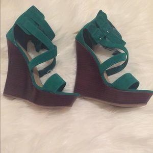Wedge sandals