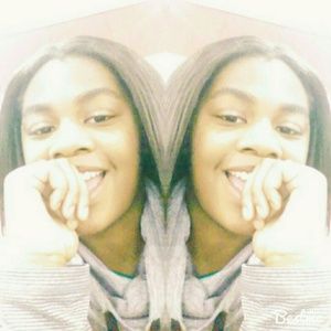 Meet your Posher, Imoni