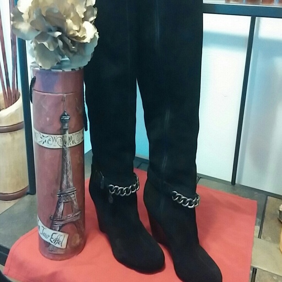 BCBG GENERATION BOOTS