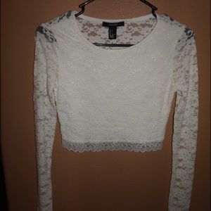 White lace long sleeve crop top