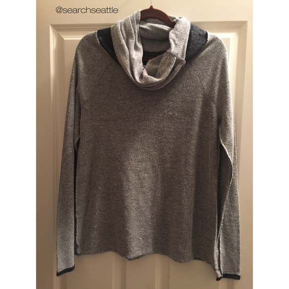 Long Sleeves Knit Cowl Neck Top {L}
