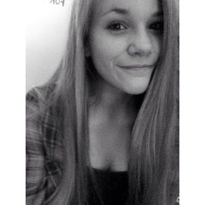 Meet your Posher, Jade