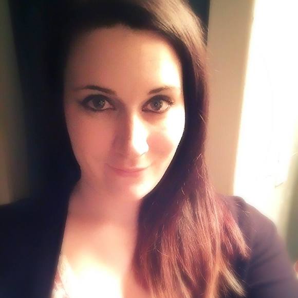 Meet your Posher, Ashley - Picture 1 of 1