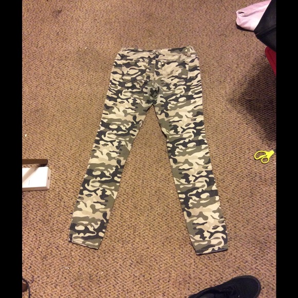 Camouflage Pants - Picture 2 of 3