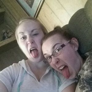 Meet your Posher, Brittney