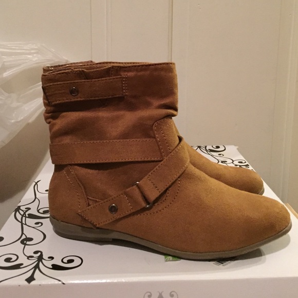Tan boots